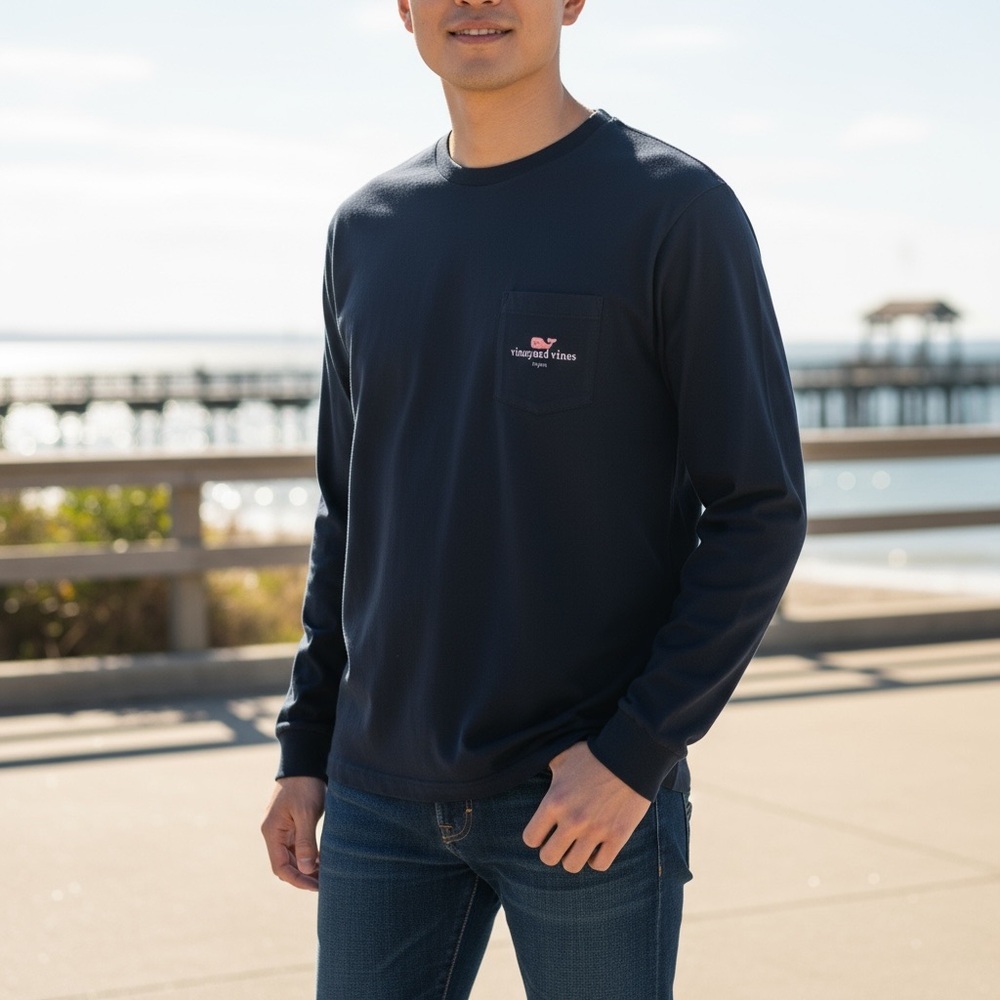 VINEYARD VINES along sleeve T-Shirt. Size X-Small